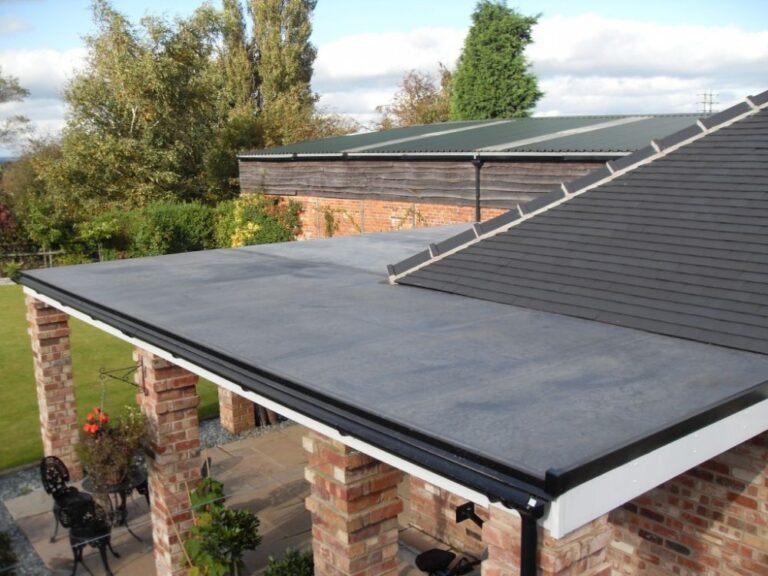 flat roofing companies